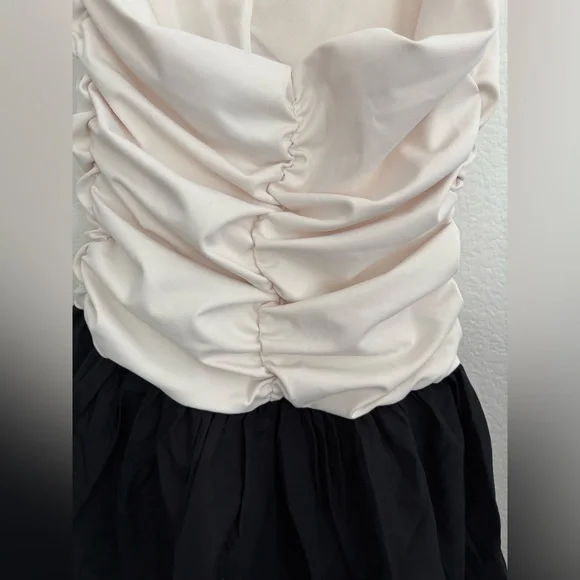 Anthropologie Mauve Cream and Black Halter NWT Size S - Picture 4 of 5